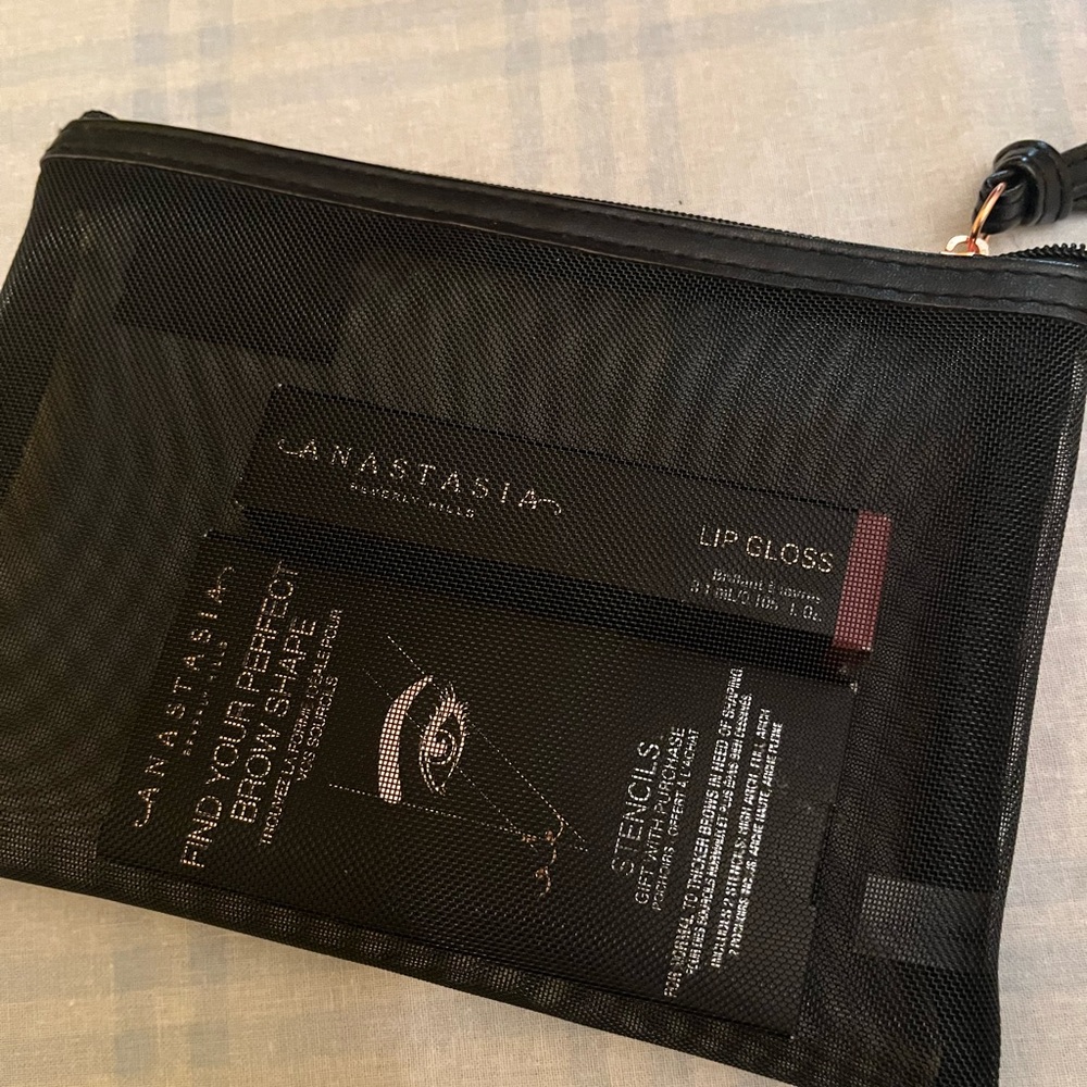 Koh Gen Do Maifanshi Moisture Foundation + bonus from Anastasia with mesh case - Picture 7 of 9
